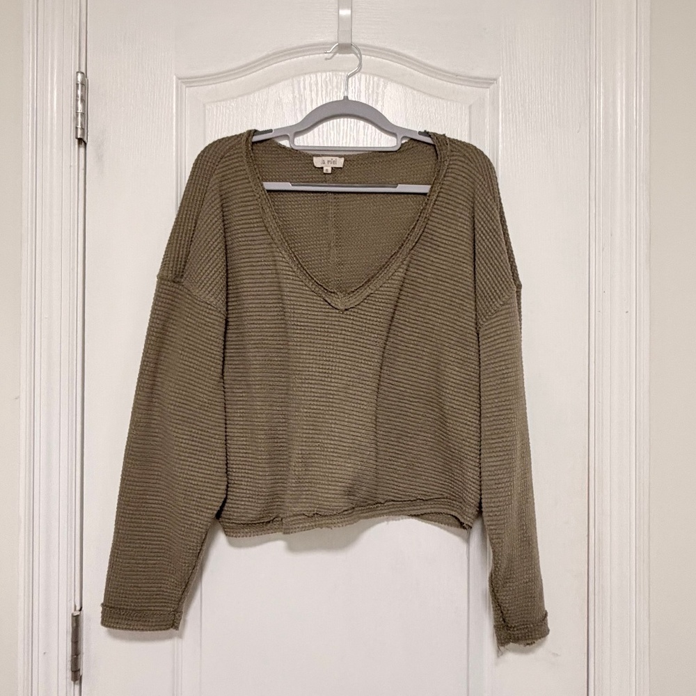 Knit Long-sleeve Sweater
